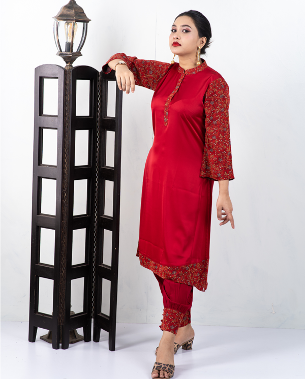 Two piece - Image 4