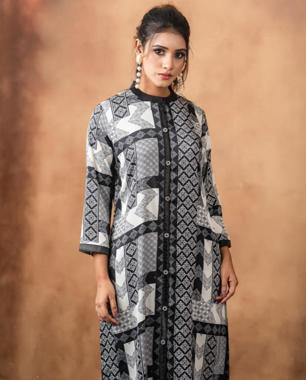 Two Piece - Image 2