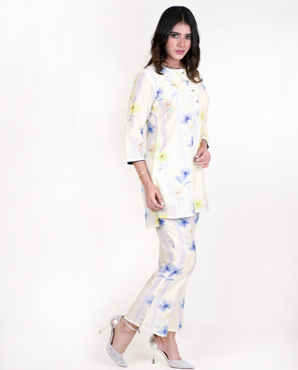 Ladies Two Piece - Image 5